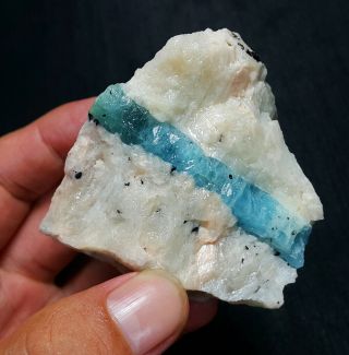Top 180.  7 G Natural Aquamarine Crystals Rough Stone Specimen A123
