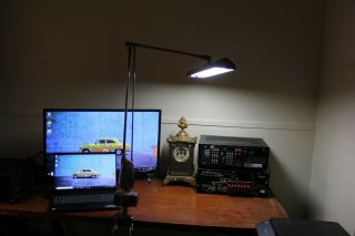 Vintage Dazor Floating Fixture Industrial Drafting Desk Lamp Mod 2134 Exnt