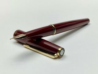 Vintage Montblanc 221p Classic Fountain Pen In Bordeaux Color