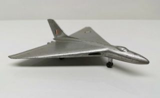 DINKY TOYS 749 Airplane - RAF Avro VULCAN Bomber – only 500 on worldwide 2