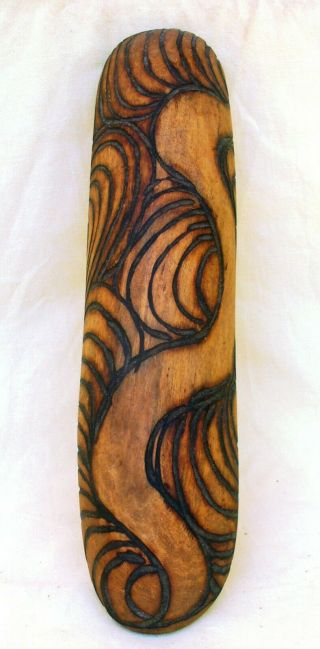 Vintage Aboriginal Carved Coolamon With Pokerwork Decor Of Snake