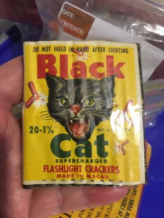 Rare Cl 1 (maybe 2) Black Cat Firecracker Pack Label 20/ 1 - 11/16ths