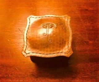 Roycroft Copper Arts - & - Crafts Hand - Hammered Lidded Inkwell