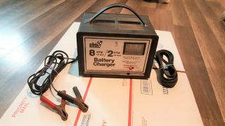 Sears Roebuck Vintage 8amp 2amp Battery Charger 608.  718250.