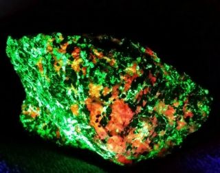 Sw Uv Fluorescent Willemite Calcite,  Franklinite Sterling Hill Franklin Nj Rock