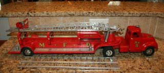 Vintage 1954 Tonka " Mfd " Fire Truck With Trailer & Ladders