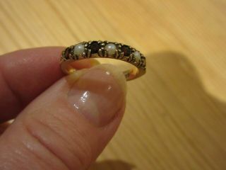 Vintage 9ct Yellow Gold Garnet & Seed Pearl Ring Size O / P
