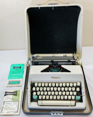 Olympia Sm - 9 De Luxe Deluxe Portable Typewriter West Germany Vintage