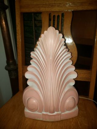 Mid Century Modern Ceramic Shell Cornucopia Tv Lamp Light Pink/white