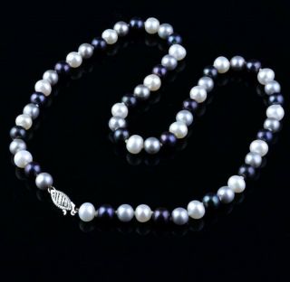 Quality Vintage Chinese Thai White Black Pearl Bead Necklace 14k Gold Clasp