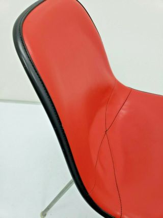 VINTAGE EAMES DSX UPHOLSTERED SHELL CHAIR RED VINYL AUTHENTIC W/TAGS 3