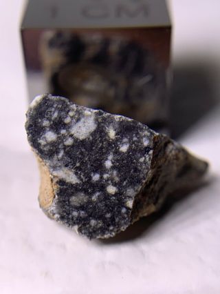 Meteorite Lunar Feldspathic Breccia,  Nwa 11273 0.  738 Gram Quality Endcut