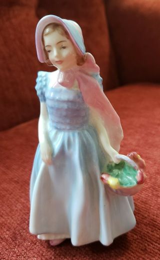 Royal Doulton " Wendy " Female Figurine Hn2109,  Copr 1952 - Perfect Holiday Gift