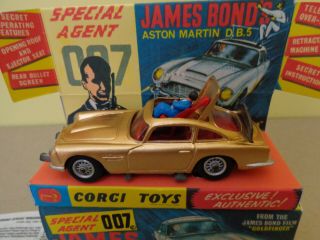 Corgi Toys 261 James Bond 007 Aston Martin DB5 D.  B.  5 GOLDFINGER Sean Connery 2