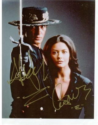 Antonio Banderas & Catherine Zeta - Jones Signed 8x10 Color Photo Scene Fron Zorro