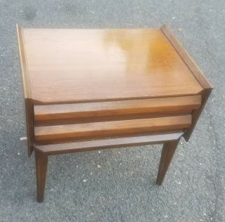 Mid - Century Modern Lane Walnut Night Stand End Table With One Drawer