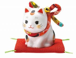 Pottery Maneki Neko Beckoning Lucky Cat 7650 Good Luck Bow 55mm From Japan