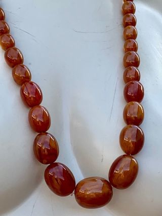 VINTAGE 40 ' s NATURAL BALTIC BUTTERSCOTCH AMBER OLIVE BEAD NECKLACE 30 