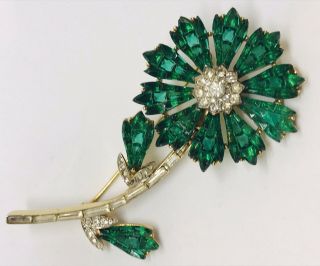 Rare 1961 Crown Trifari Philippe Invisible Set Emerald Green Waffle Flower Pin