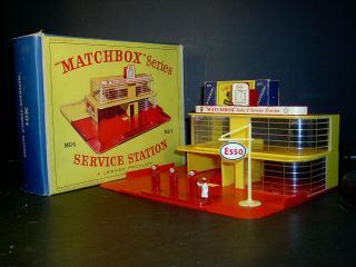 Matchbox Lesney Matchbox Esso Sales & Service Station Mg1b Nm & Box