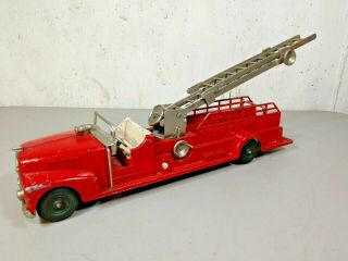 Vintage Hubley Kiddie Toy Aerial Turntable Fire Truck 520 Diecast 1950s