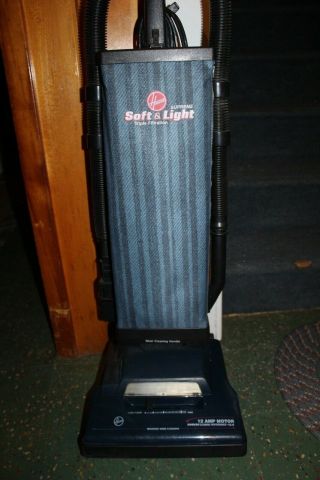 Vintage Hoover Upright Elite / Soft N Light Vacuum Cleaner Model U4266 - 940