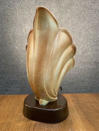 Mid Century Modern Ceramic Shell Cornucopia Tv Lamp Light Attributed To Kron