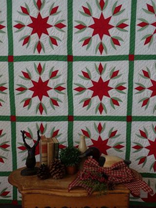 Christmas Colors Sparkling Antique Red White & Green Quilt 81x71