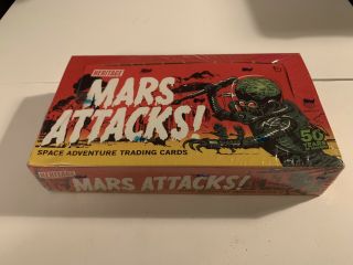 Topps Mars Attacks Cards (2012 Hobby Box)