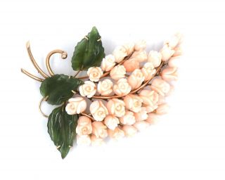 Vintage Elgegant Pink Coral Rose Jade Figural Flower Pin Brooch 14k Yellow Gold