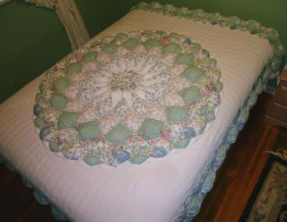 Vintage Handmade Hand Stitched Lone Star/dahlia Floral Puffy Quilt 90 X 104 Wow