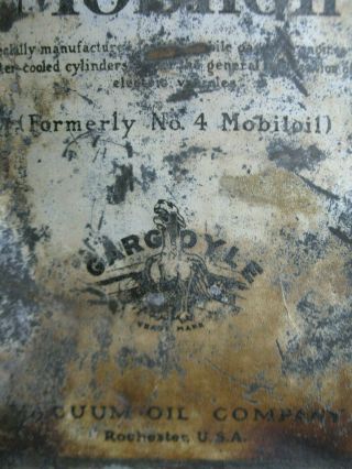 Vintage Rare Front Facing Gargoyle Tin Oil Can Mobil Mobiloil Advertising
