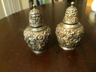 Vintage Wb Mfg Co C - 102 Ornate Repousse Salt & Pepper Shakers Silver Plate