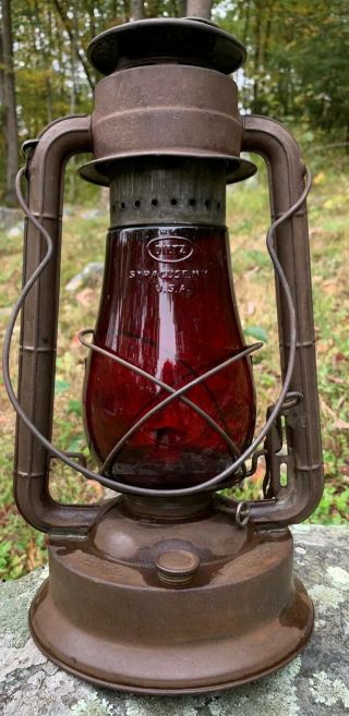 Antique Dietz No2 Blizzard Kerosene Oil Lantern Lamp Red Globe