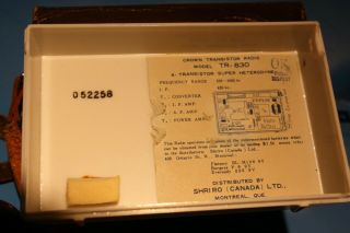VINTAGE 1950 ' s Crown TR - 830 4 Transistor Radio AM 3