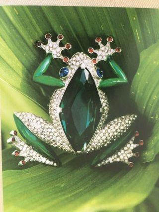 Trifari Alfred Philippe Large Pavé,  Green Center Stone Frog Fur Pin Brooch