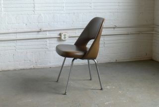 Knoll Eero Saarinen Executive Side Chair with Metal Legs 3