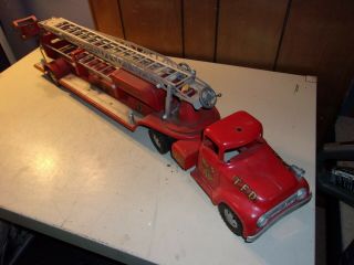 Vintage Tonka T.  F.  D.  No.  5 Aerial Hook & Ladder Fire Truck