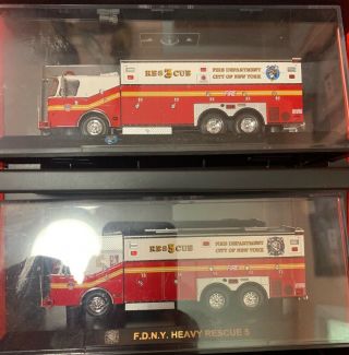 Code 3 FDNY Heavy Rescue Display With All 5 Trucks 3