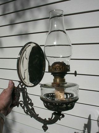 Old Ornate 1890s Antique Cast Iron Wall Bracket Finger Oil Lamp W/reflector