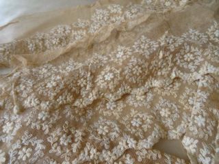 A Huge Length Of Antique Tambour Lace On Tulle C,  1900