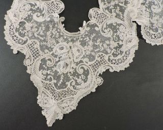 ORNATE VICTORIAN 19TH C HAND MADE POINT DE GAZE LACE INSERT / COLLAR FOR DRESS 2