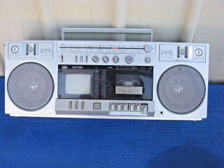 Montgomery Ward Vintage Boombox TV AM/FM Radio Ghetto Blaster JSA 3998 2
