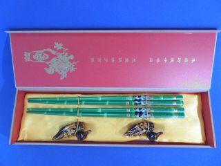 Green Wooden Chopsticks Set With Panda Pictures