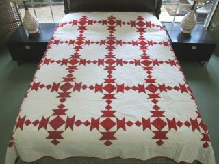Queen Vintage Hand Pieced & Quilted Red & White Feed Sack Broken Dishes Quilt
