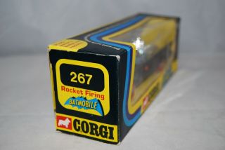 Corgi 267 Batmobile/Batman RARE red wheels - Near mint/boxed with instructions 3