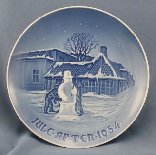 1954 Bing & Grondahl Annual Christmas Plate - Snowman