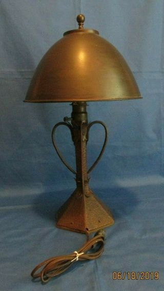 RARE Antique Arts & Crafts Hammered Copper Table Lamp with Patina 2
