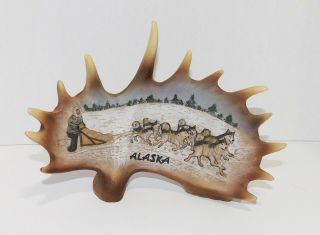 Vintage Alaska Souvenir Sled Dog Scrimshaw On Fake Moose Antler