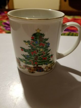 Vintage Holiday Hostess Christmas Tree Ceramic Coffee Mugs (set Of 4)